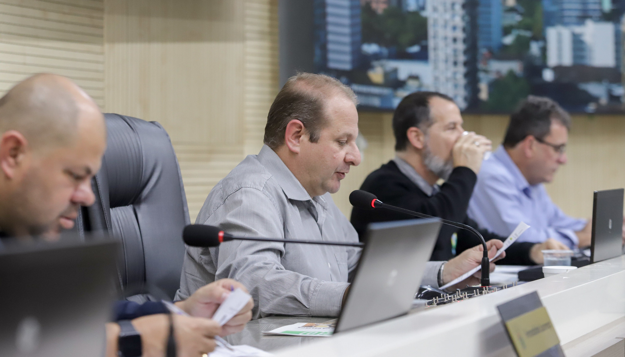 Unidade de Controle Interno poderá fixar prazos para réplicas e correções