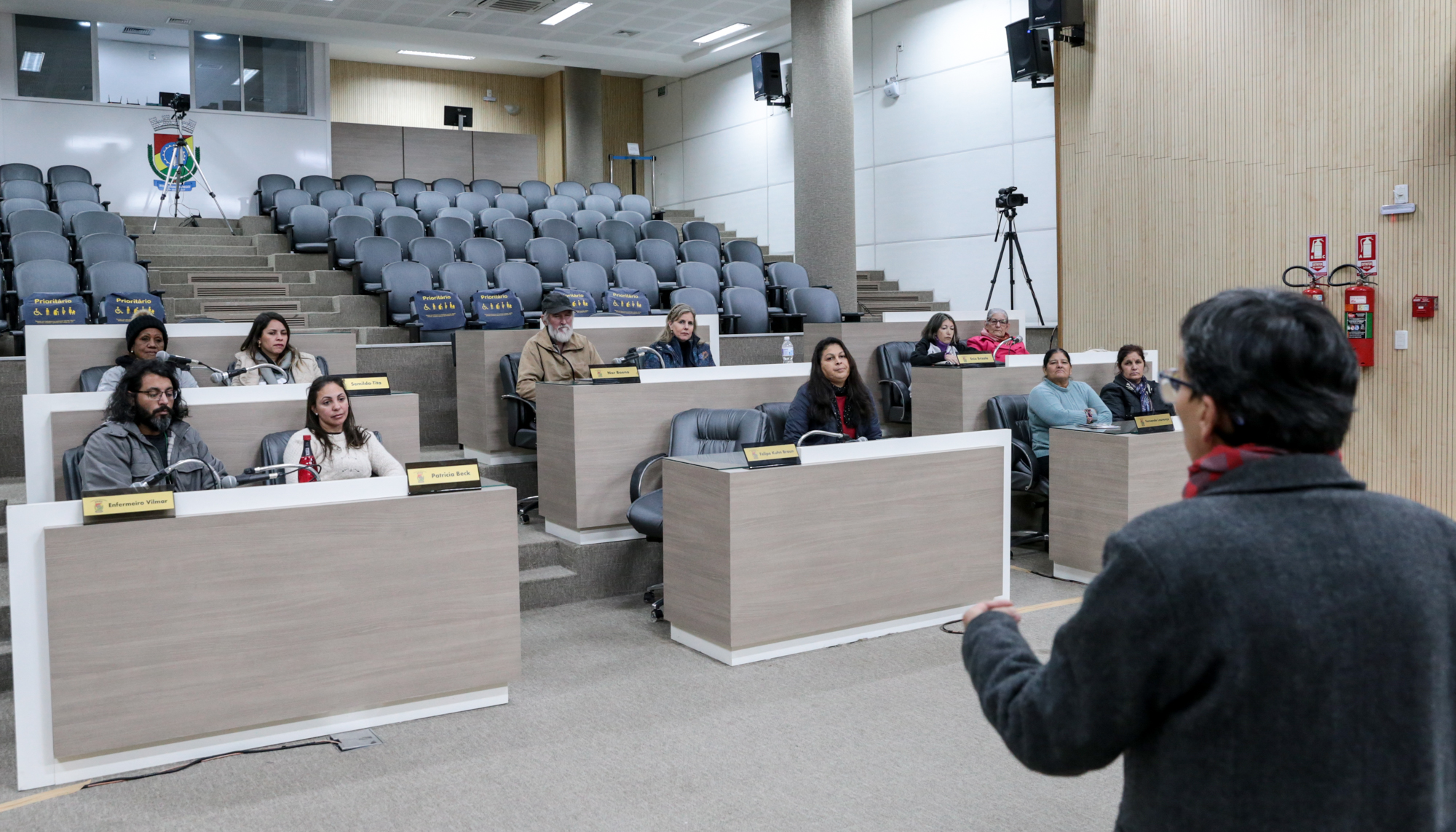 Usuários do CRAS Canudos visitam o Legislativo