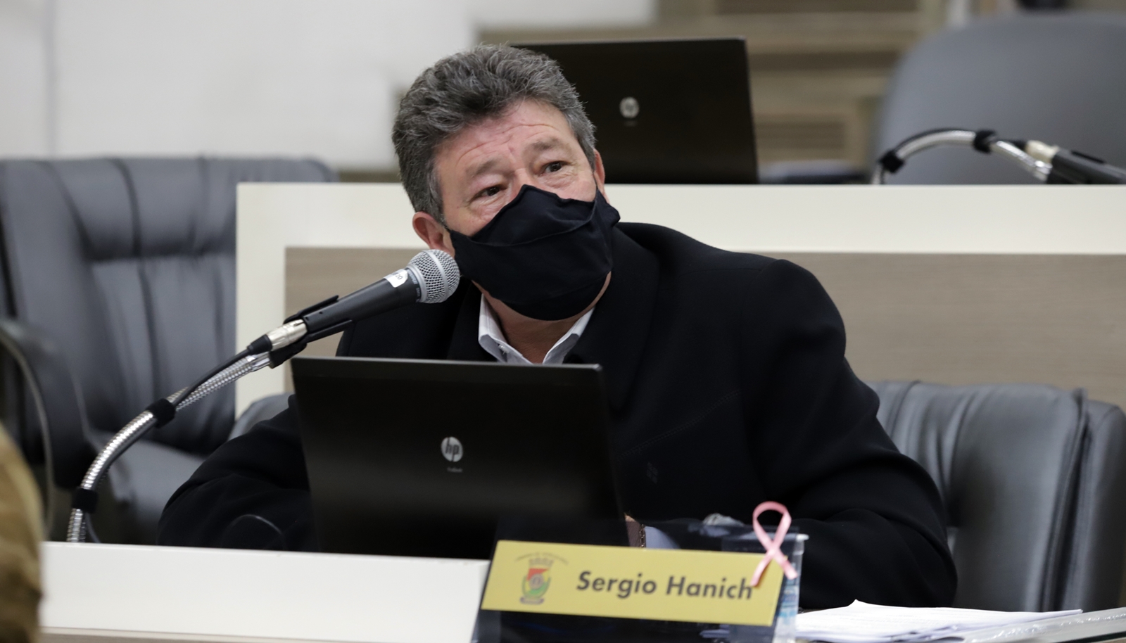 Vereadores aprovam nova regulamentação para a remoção de veículos abandonados