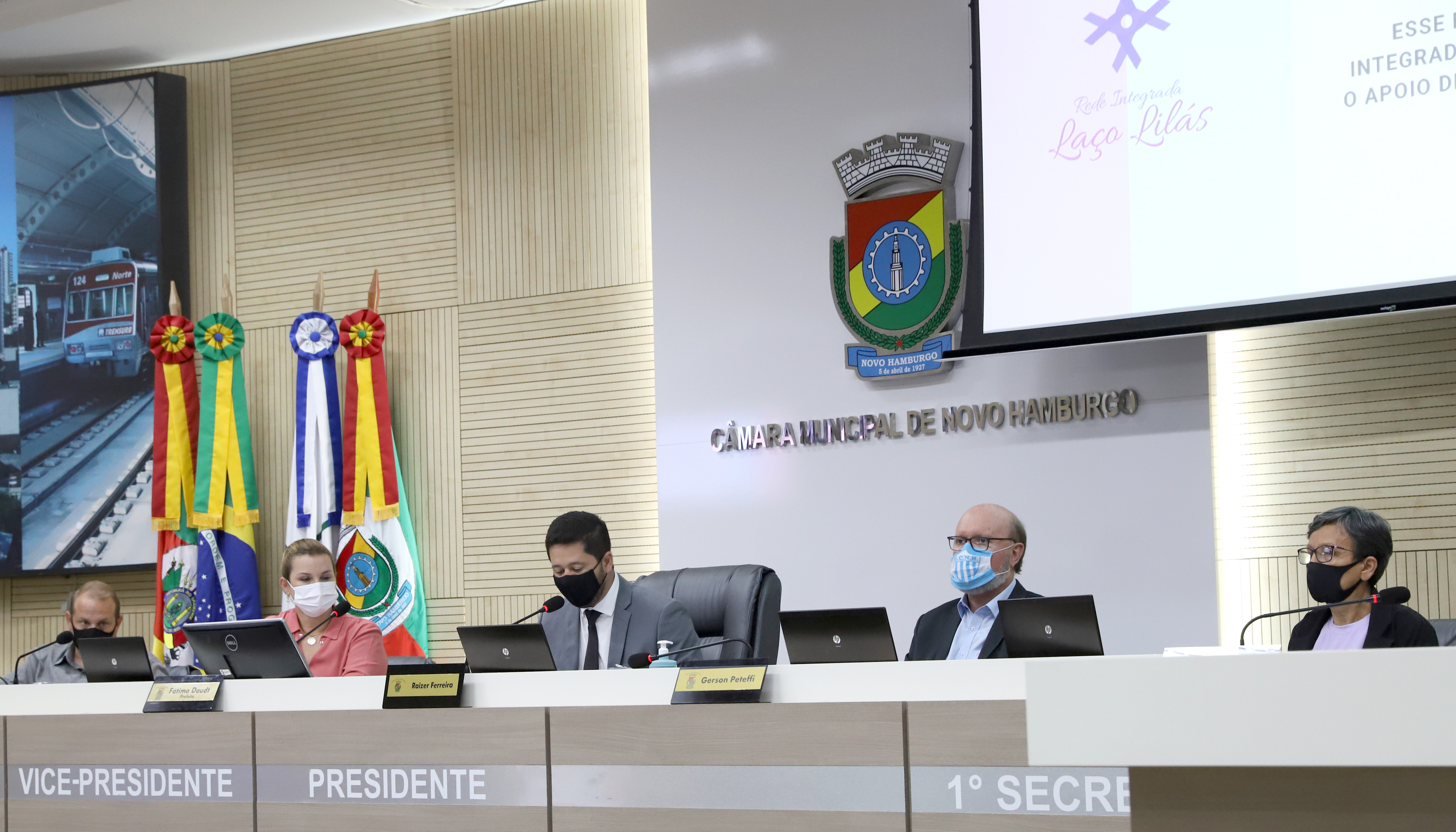 Vereadores aprovam o nome de três novas escolas municipais