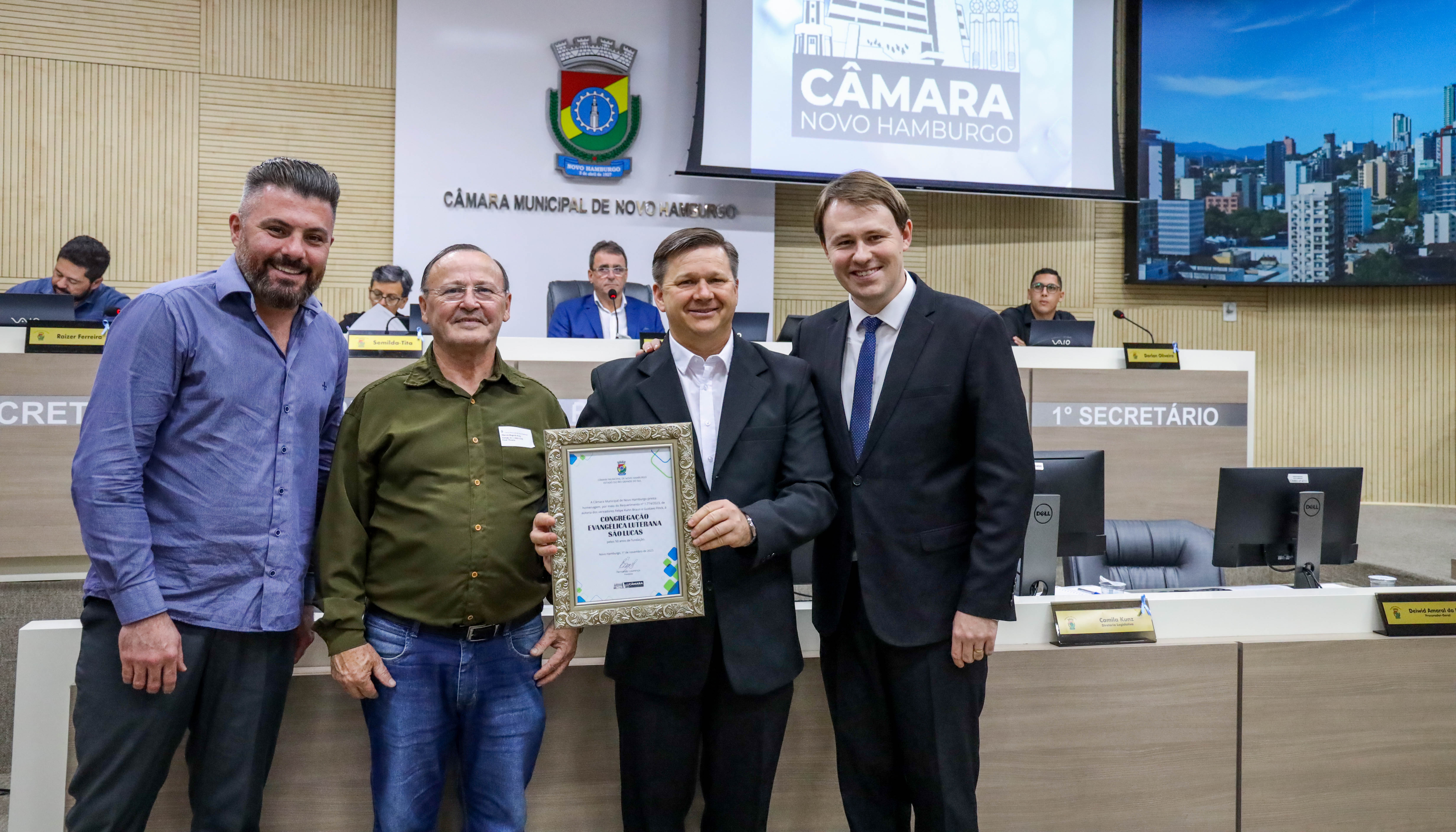 Vereadores celebram o cinquentenário da Congregação Luterana São Lucas