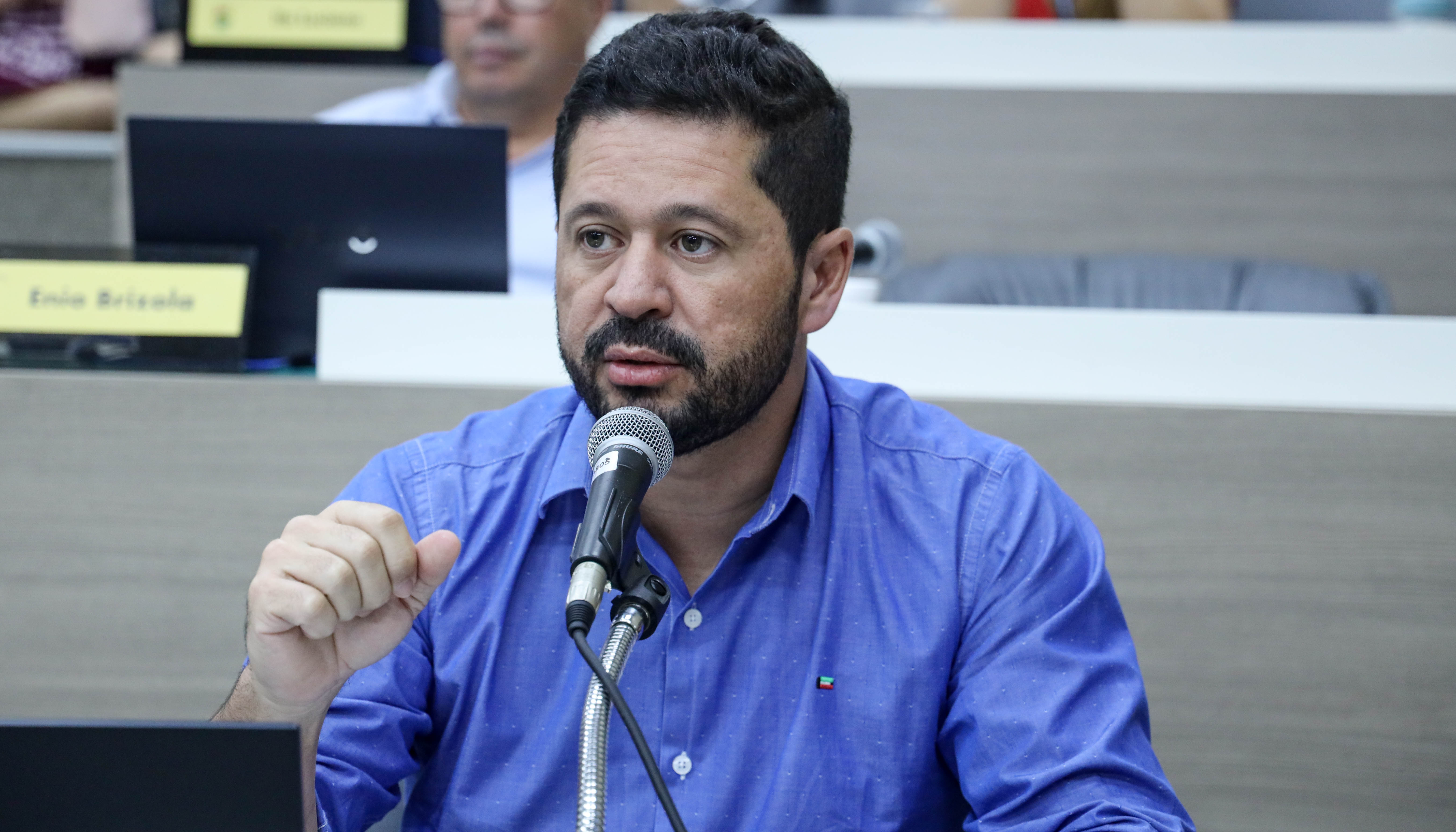 Vereadores comemoram lei que fortalece atuação das delegacias da mulher em território nacional