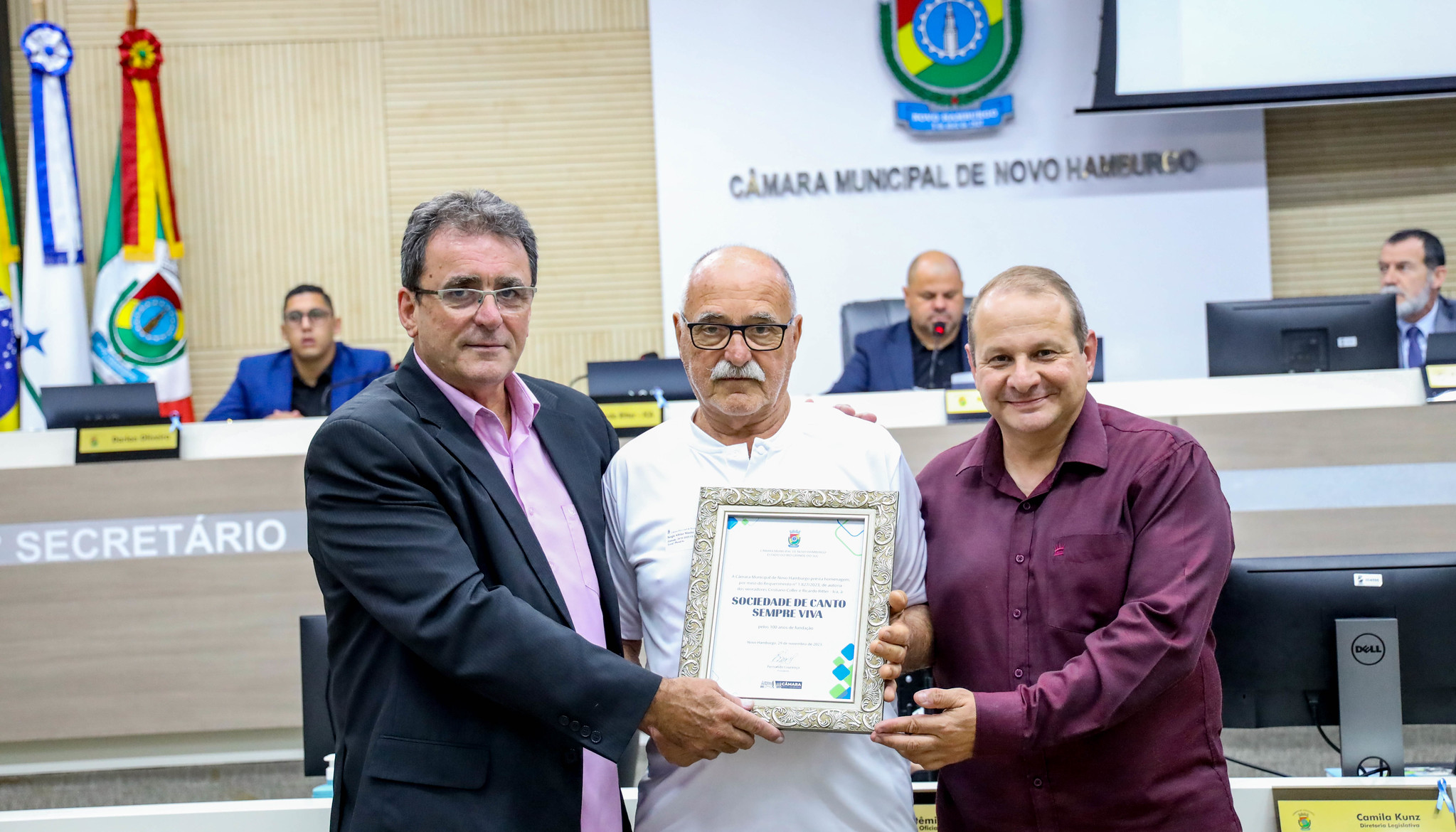 Vereadores comemoram o centenário da Sociedade de Canto Sempre Viva