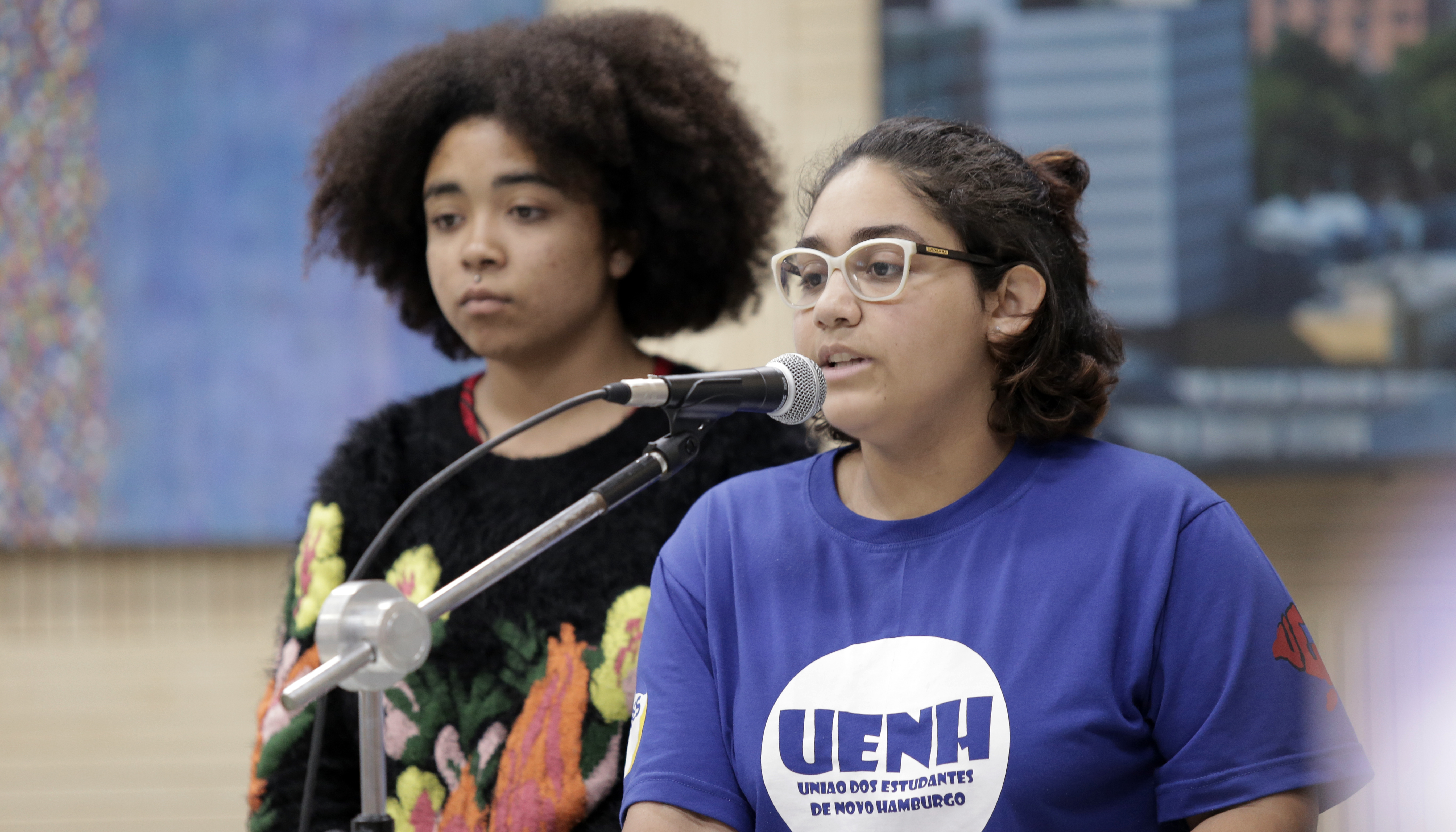 Vereadores estudam criação de frente parlamentar pela devolução da sede da UENH
