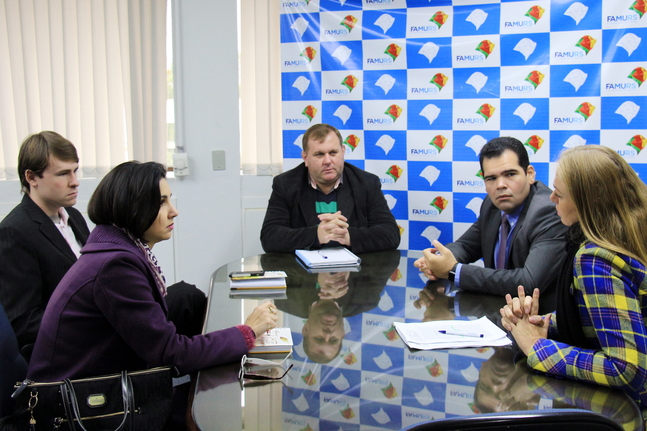 Vereadores fazem visita institucional à Famurs