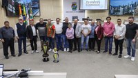 Vereadores homenageiam título da Portuguesa no Campeonato de Futebol 50+