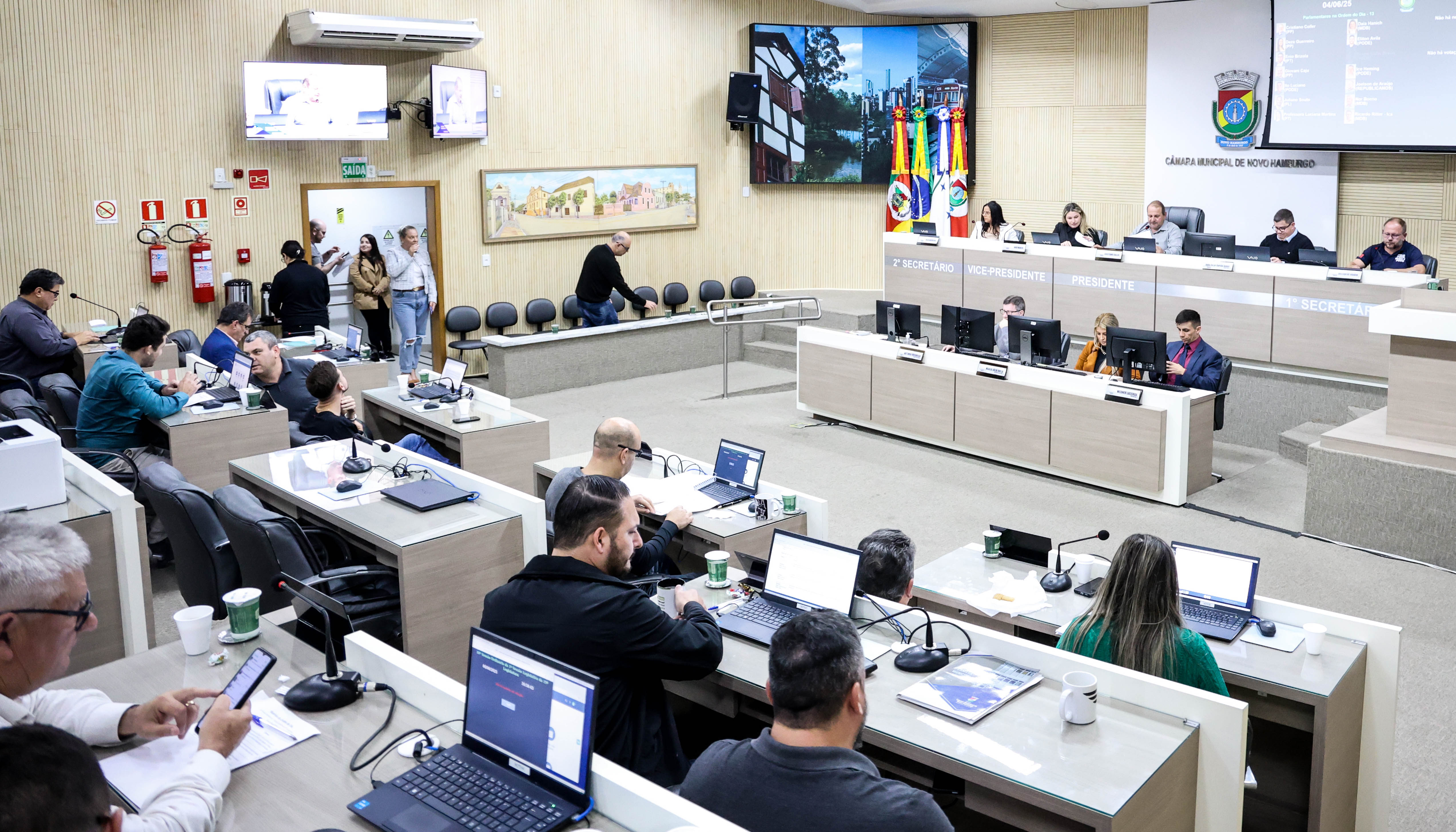 Vereadores manifestam apoio a associações de aposentados sem envolvimento nas fraudes do INSS