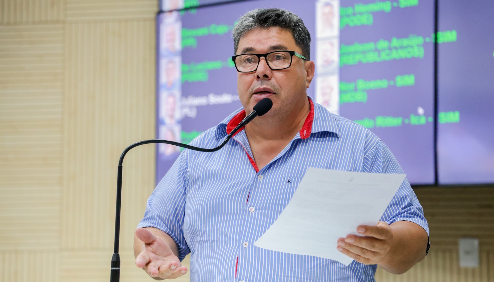 Vereadores manifestam repúdio a vídeo que encena agressão a funcionária