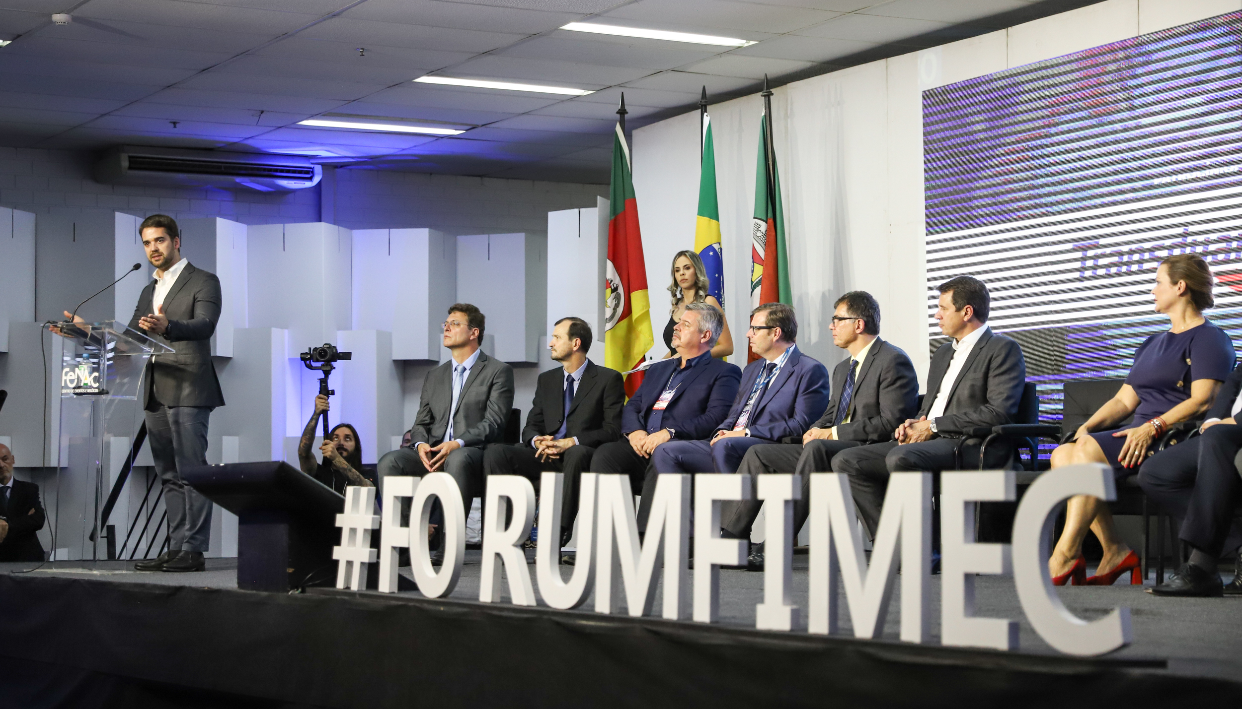 Vereadores prestigiam abertura da 44ª Fimec