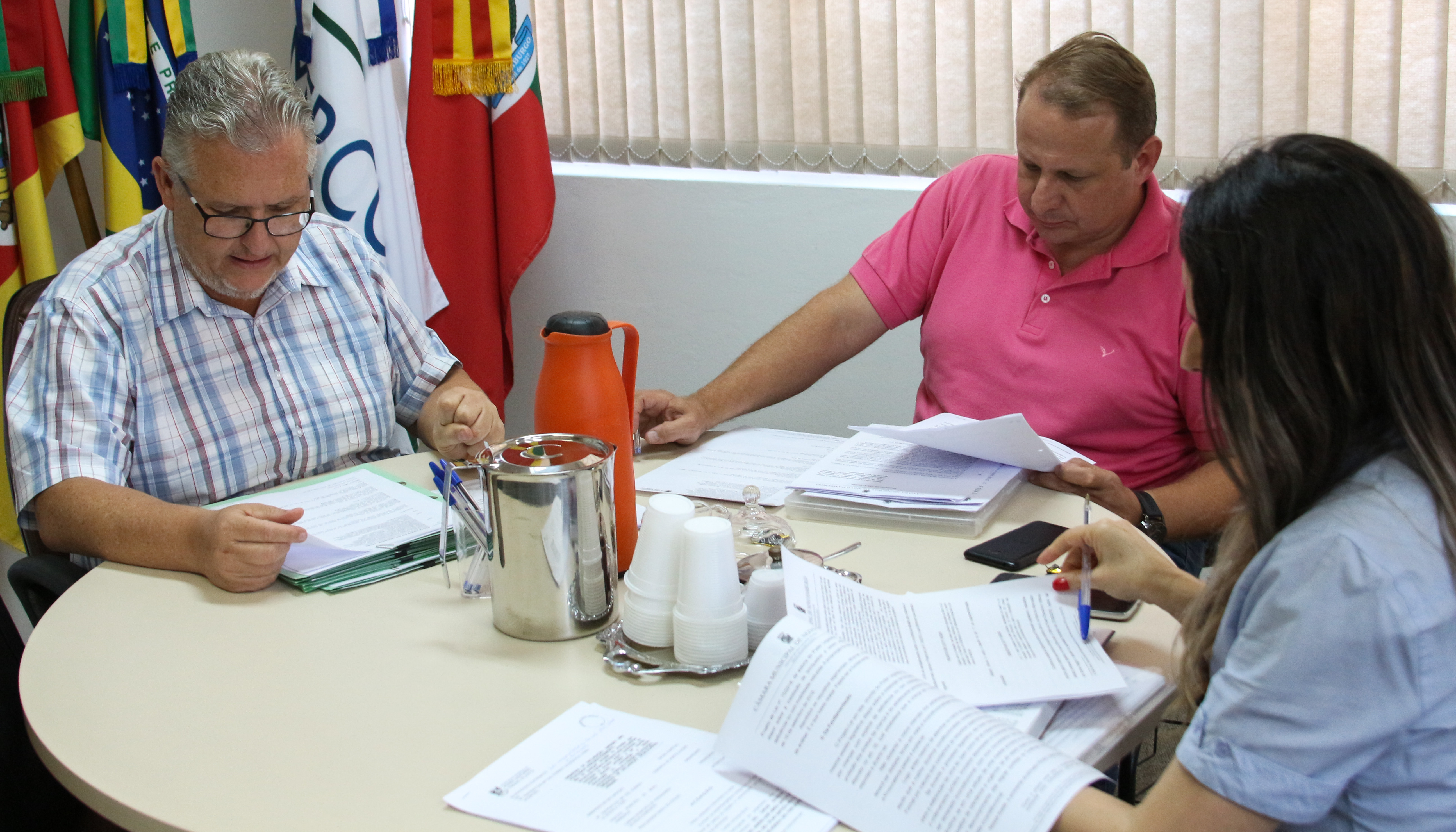 Veto exclui comprovação de renda como requisito para acesso ao Banco de Armação de Óculos