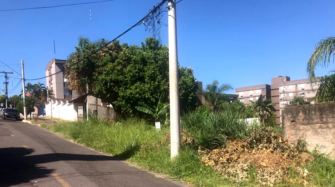 01/03/2019 - Nor Boeno encaminha pedido de limpeza e cercamento de terreno no bairro Ouro Branco 