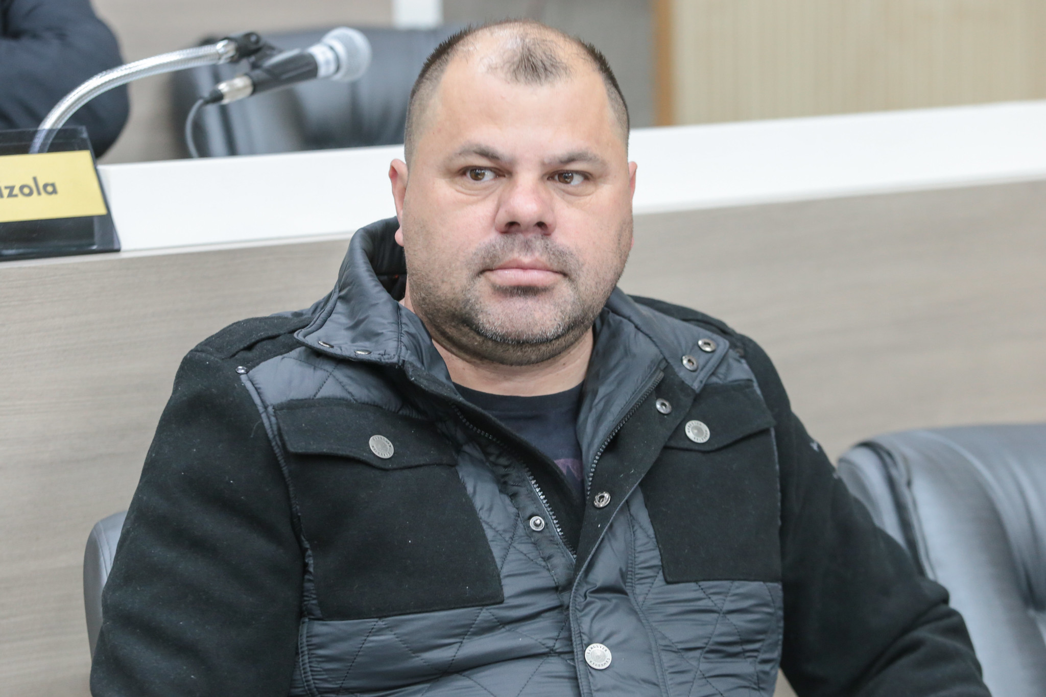 01/10/2019 - Fernando Lourenço requisita recolhimento de entulhos na rua Joaquim Oliveira