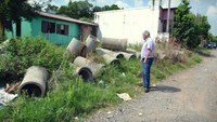 02/03/2018 - Vereador Nor Boeno visita rua onde moradores não têm água, esgoto e calçamento no bairro Roselândia