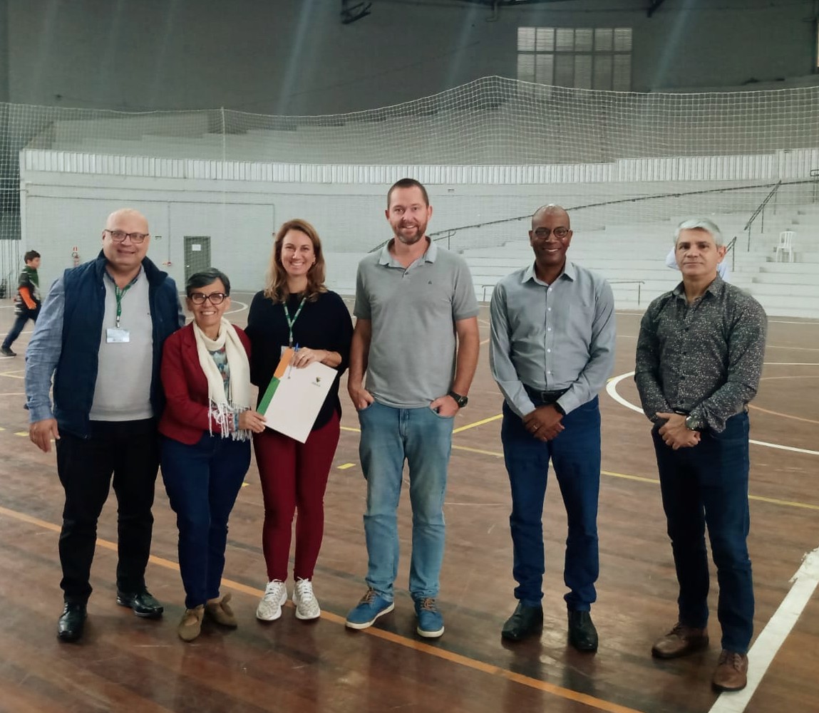 02/09/2022 - Vereadora Tita debate com autoridades projeto social focado no autismo