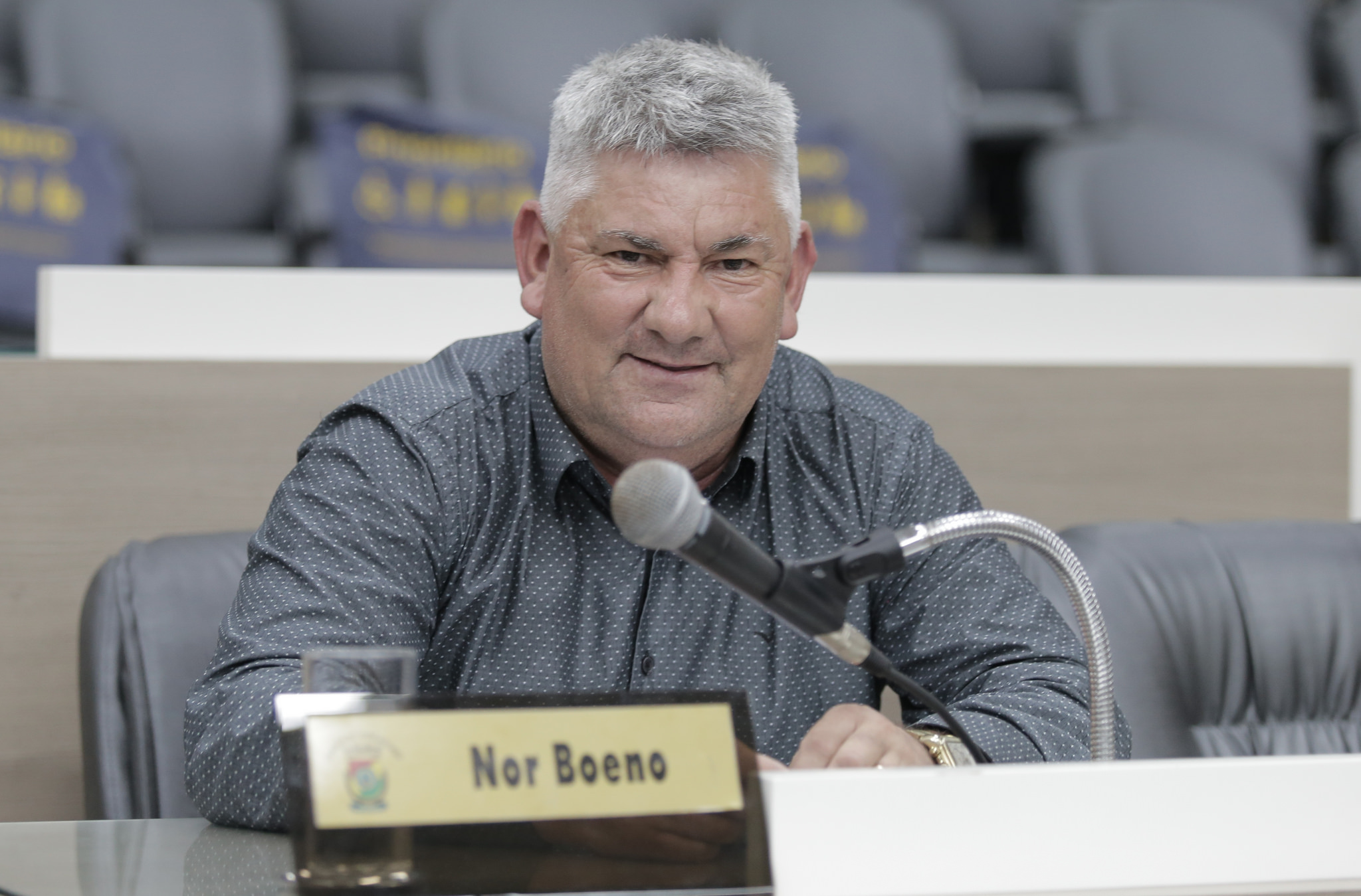 02/10/2018 - Vereador Nor Boeno sugere o redirecionamento de parte do orçamento do Município para asfalto 