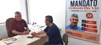 02/10/2019 - Vereador Nor Boeno recebe visita da comunidade hamburguense em seu gabinete