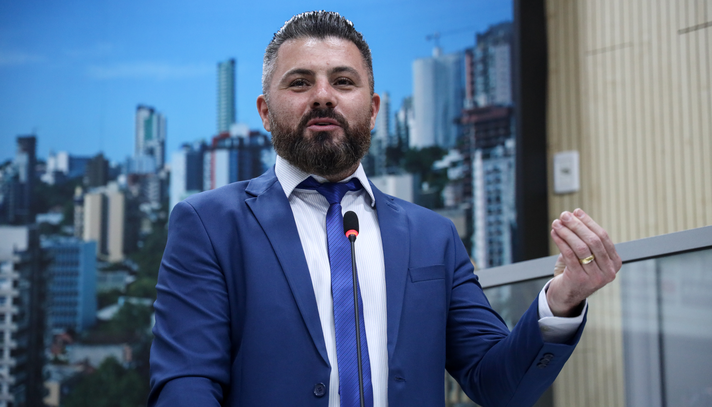 02/12/2022 - Vereador Gustavo Finck divulga as entidades que receberão emendas parlamentares em 2023