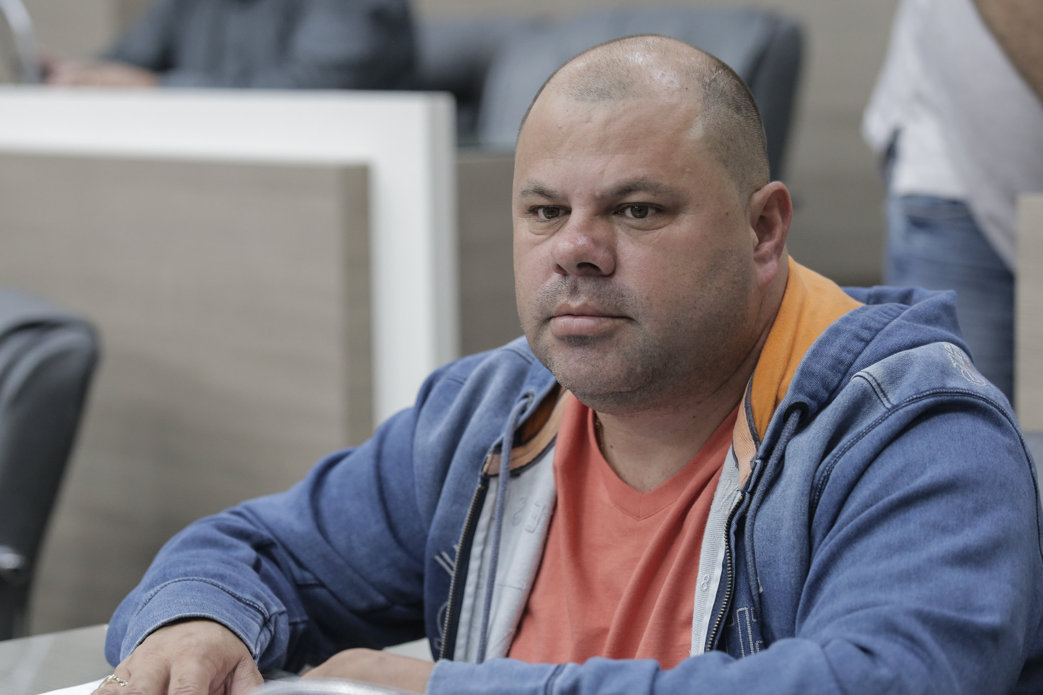 03/06/2019 - Fernando Lourenço solicita troca de cano de esgoto no bairro Canudos