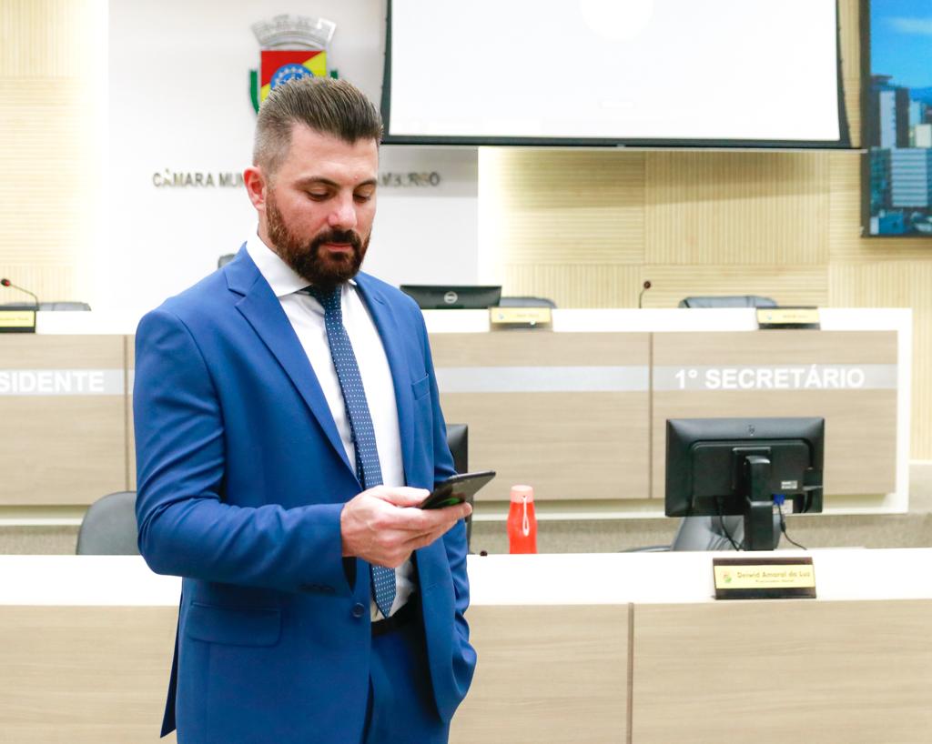 03/08/2022 - Finck reapresenta projeto para viabilizar a tecnologia 5G em Novo Hamburgo