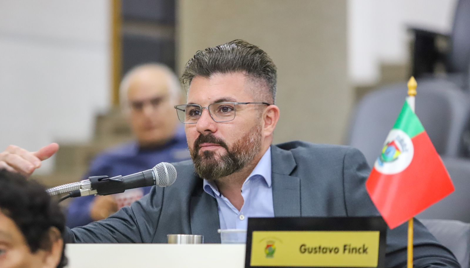 03/08/2023 - Gustavo Finck solicita a inclusão da vacina contra Meningite tipo B no programa de imunização do SUS