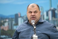 03/09/2019 - Fernando Lourenço solicita pintura de faixa de segurança na rua Caxias do Sul