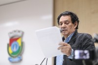 03/10/2019 - Vereador Inspetor Luz solicita remoção de fios de iluminação caídos na avenida Coronel Travassos