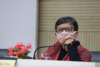 04/06/2020 - Vereadora Tita solicita operação tapa-buraco na rua Boa Saúde