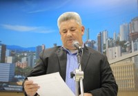 04/07/2017 - Gabinete: Vereador Nor Boeno utiliza a tribuna para solicitar mais uma vez a colocação das passarelas na avenida Alcântara 