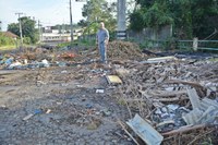 04/07/2019 - Nor Boeno solicita recolhimento de galhos e entulhos na rua Vereador Adão Rodrigues de Oliveira