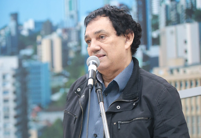 04/09/2019 - Inspetor Luz solicita remoção de fios na rua Walter Merino Delgado