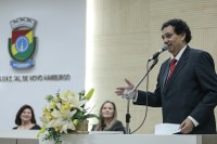 04/12/2019 - Vereador Inspetor Luz solicitou substituição de uma lâmpada na avenida Pedro Adams Filho