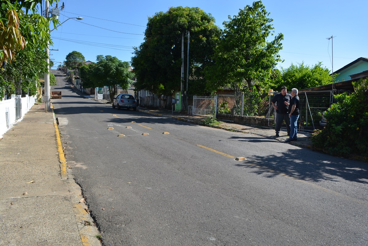 05/03/2020 - Nor Boeno solicita redutores de velocidade em vias no bairro Vila Nova