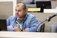 05/05/2020 - Fernando Lourenço demanda conserto de infiltração na rua Santo André