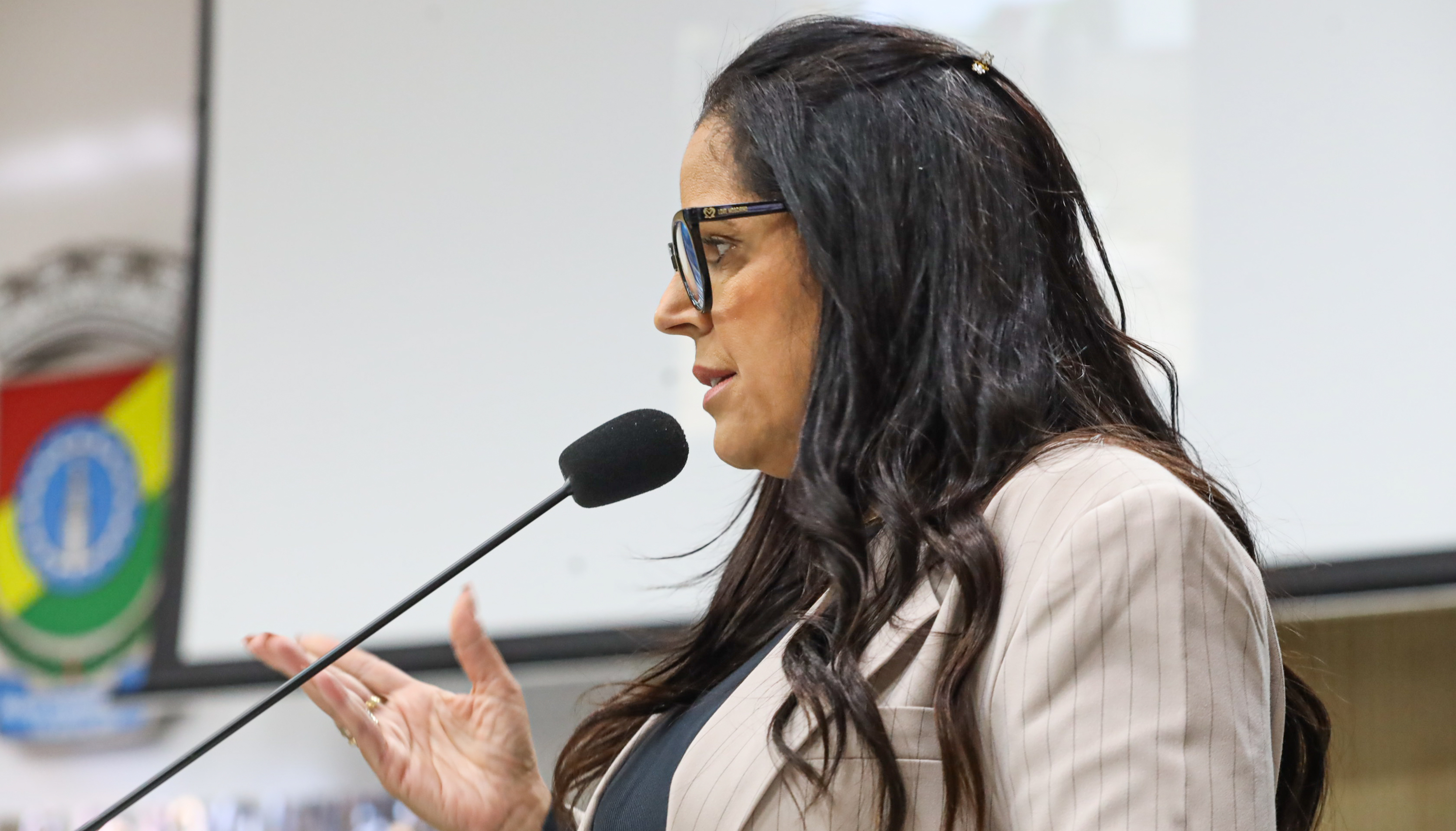 05/05/2025 - Vereadora Deza Guerreiro homenageia Defesa Civil por atuação durante enchente histórica de 2024