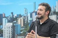 05/09/2018 - Vereador Issur Koch solicita melhorias na praça Waldemar Klippel em Canudos