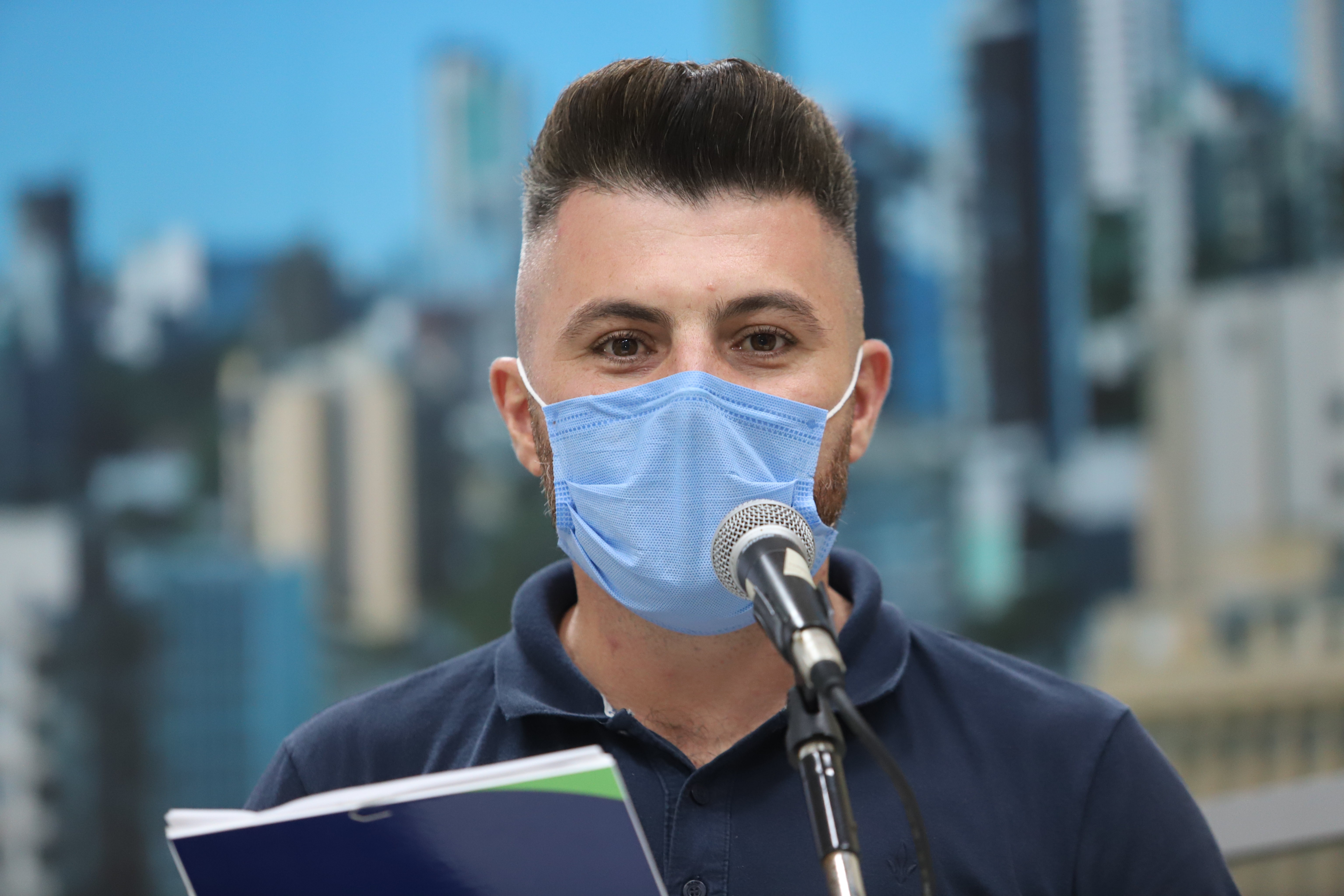 05/10/2021 - Vereador Gustavo Finck realiza processo seletivo ParticipaNH para destinação de emendas