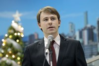 05/12/2017 - Gabinete: Vereador Felipe Kuhn Braun destina recurso de R$ 100 mil para Saúde, Educação e Segurança