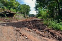 06/04/2018 - Vereador Nor Boeno pede colocação de rede de esgoto em rua do bairro São José