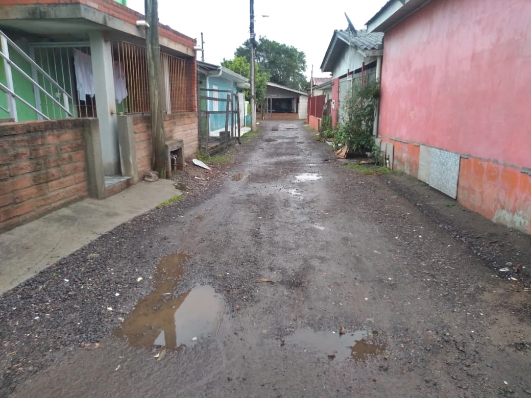 06/07/2020 - Vereador Nor Boeno protocola pedido voltado à Travessa Ortiz em Canudos