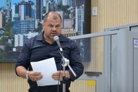 07/12/2018 – Vereador Fernando Lourenço acompanha construção de passagem para cadeirantes