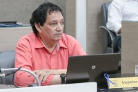 08/11/2019 - Vereador Inspetor Luz solicita reposição de tampa de boca de lobo na rua Timbaúva