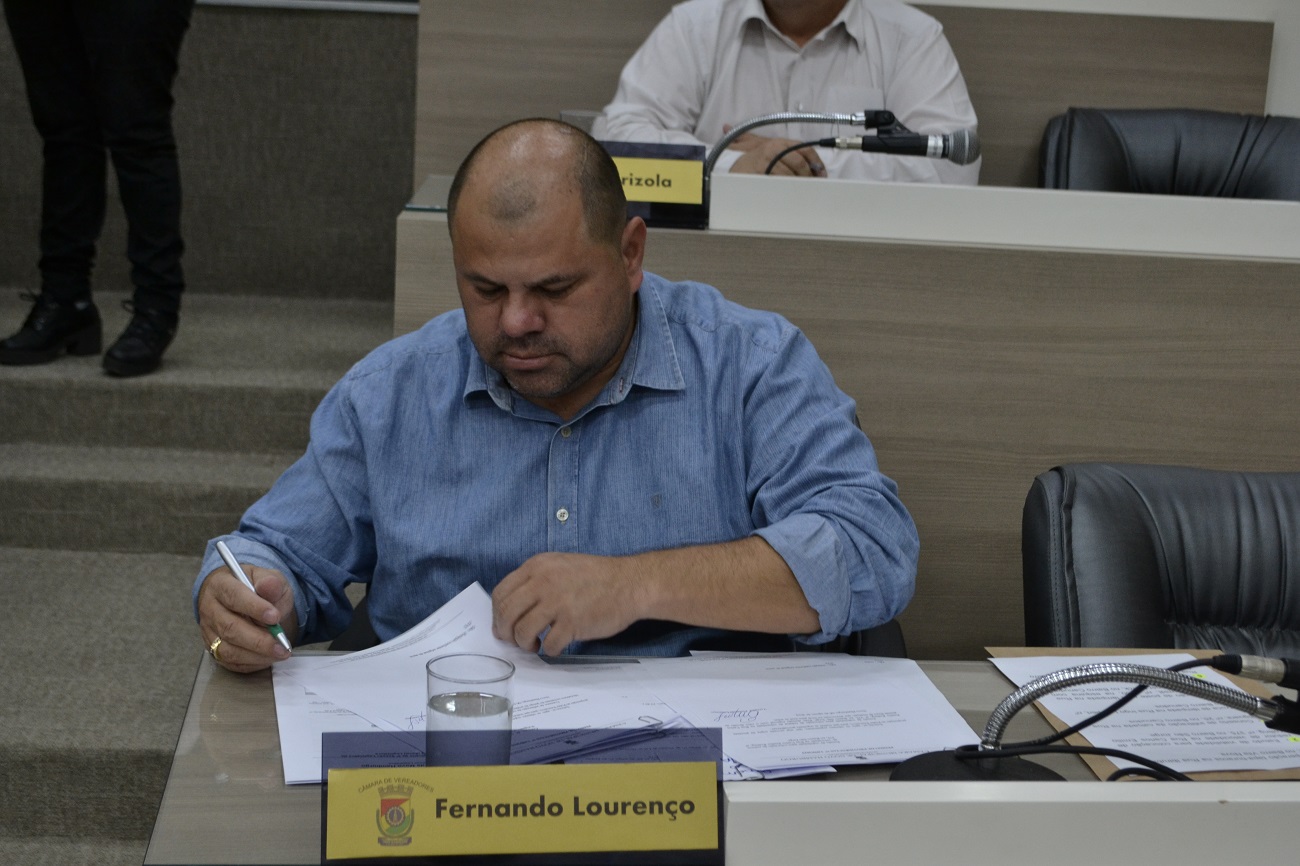 08/08/2019 - Fernando Lourenço solicita recolhimento de resíduos no bairro Canudos