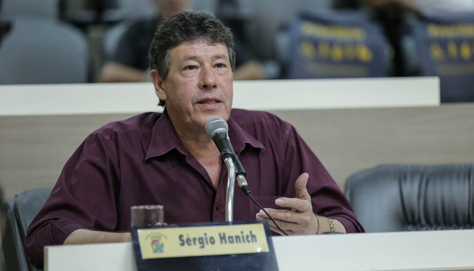 09/05/2018 - Serjão solicita providências nos bairros Guarani e Roselândia