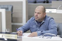 09/06/2020 - Vereador Fernando Lourenço requisita conserto de infiltração na rua Carlos Gardel