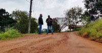09/06/2020 - Vereador Nor Boeno encaminha demandas de moradores do bairro Lomba Grande ao subsecretário de Obras
