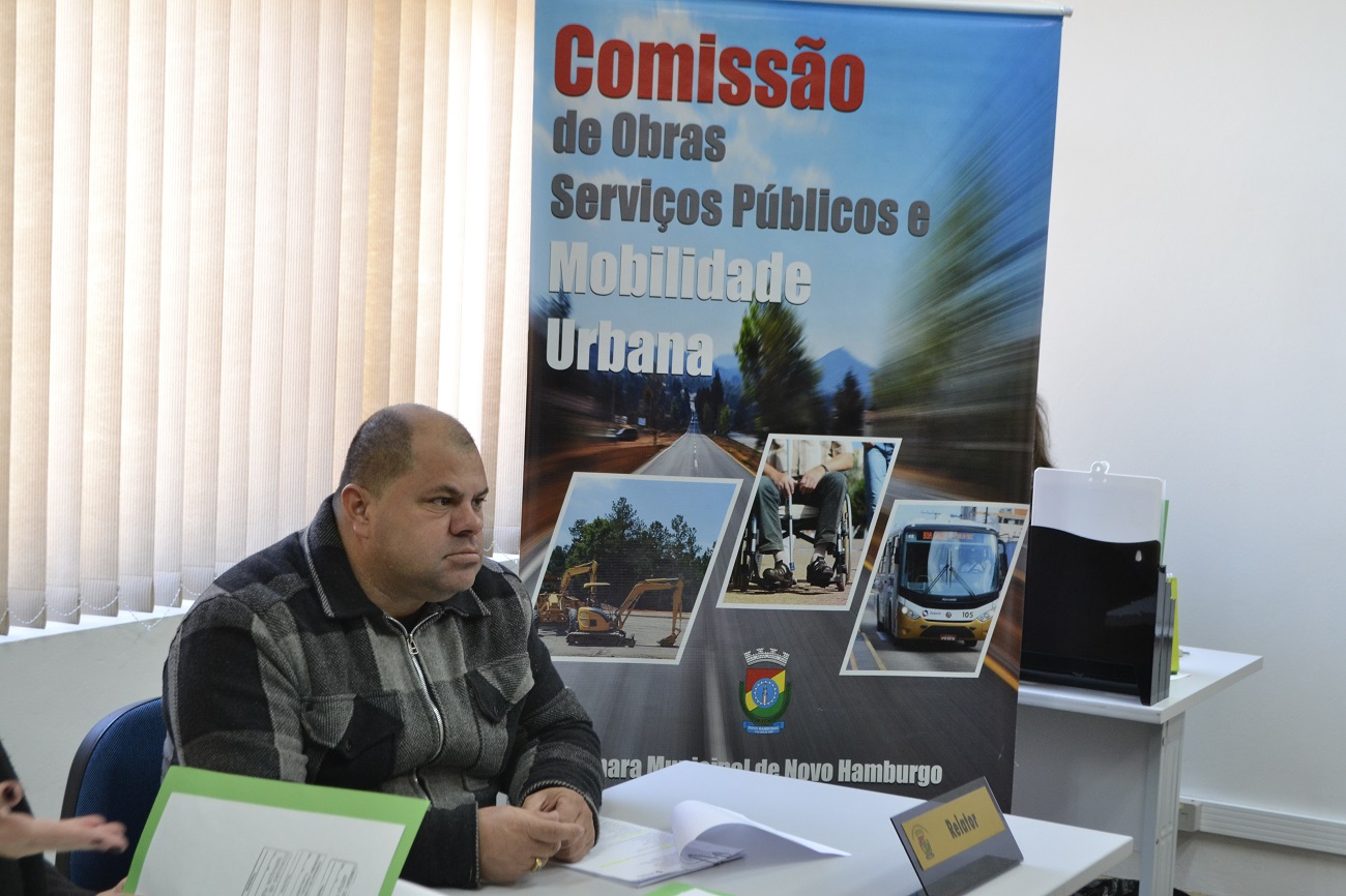 09/07/2019 - Fernando Lourenço requisita recolhimento de resíduos no bairro Canudos