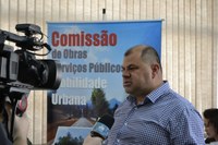10/09/2019 - Fernando Lourenço requisita conserto de infiltração na rua América