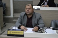 10/12/2019 - Vereador Fernando Lourenço demanda conserto de asfalto na rua Campo Bom