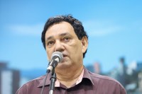 10/12/2019 - Vereador Inspetor Luz solicita recapeamento asfáltico em toda extensão da rua Major Luiz Bender no bairro Centro