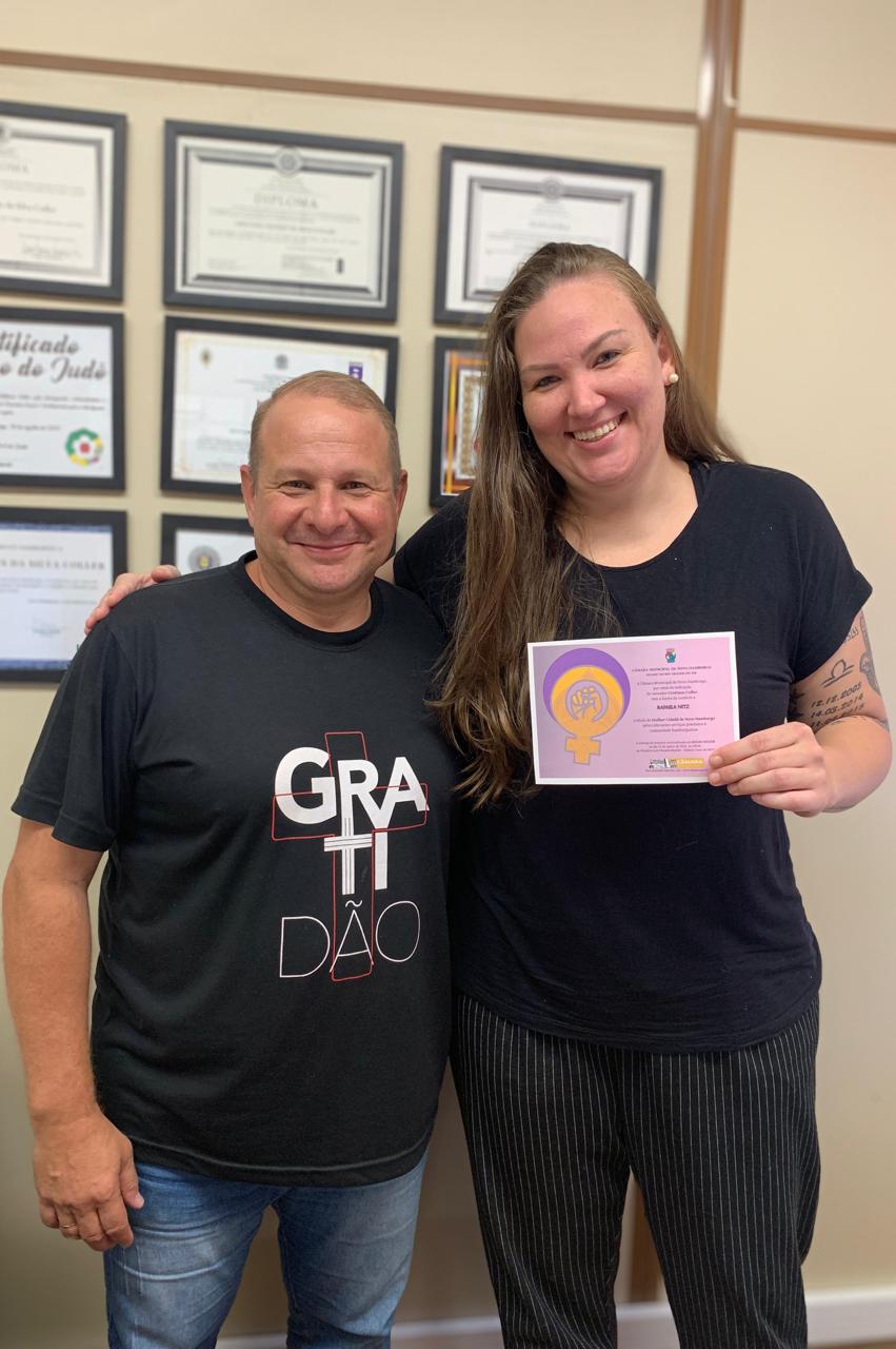 11/03/2024 – Cristiano Coller homenageia judoca Rafaela Nitz como Mulher Cidadã 2024
